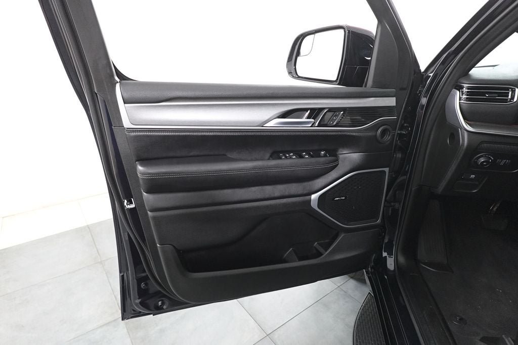 New 2025 Jeep Wagoneer Series II w/ Premium Group I AWD/4WD image 8