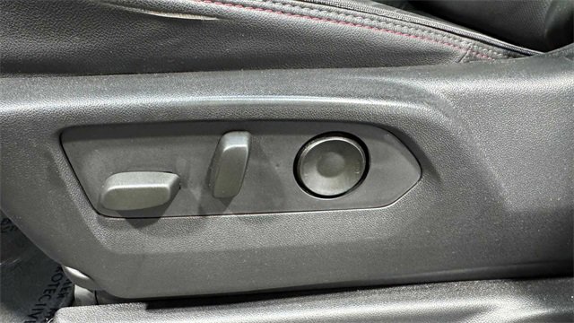 Used 2021 Chevrolet Tahoe RST w/ Luxury Package image 27