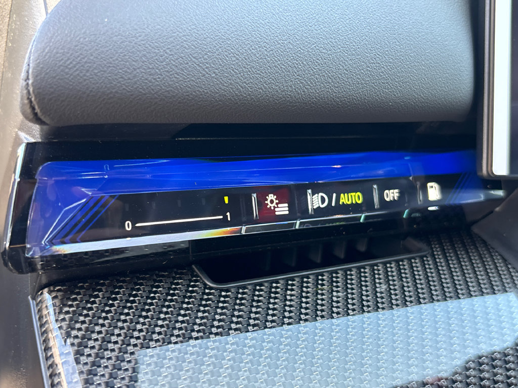 New 2027 BMW M5 w/ Carbon Package AWD/4WD image 27