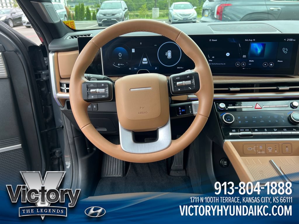 Used 2024 Hyundai Santa Fe Limited AWD/4WD image 13