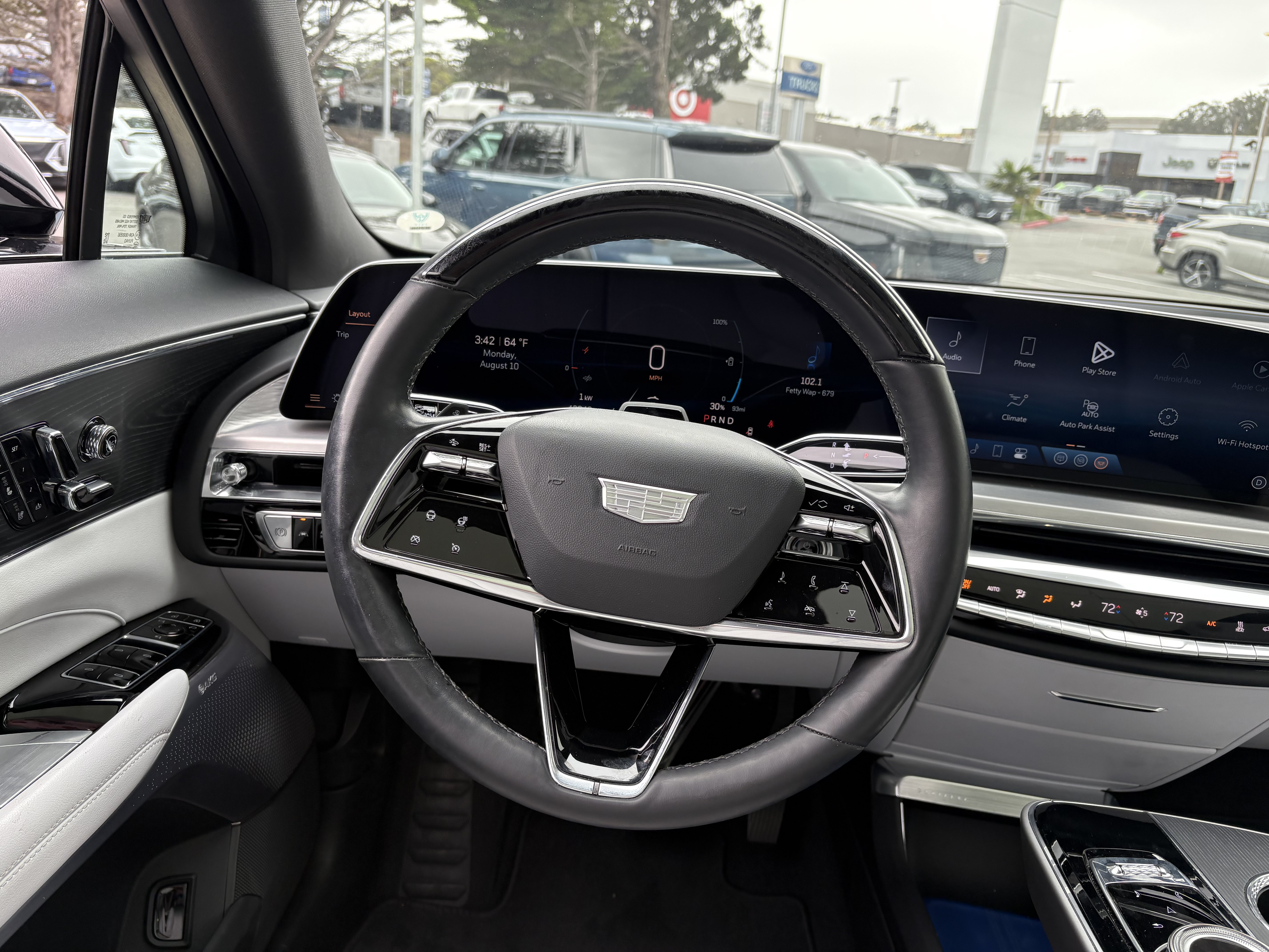Certified 2024 Cadillac Lyriq Sport AWD/4WD image 17