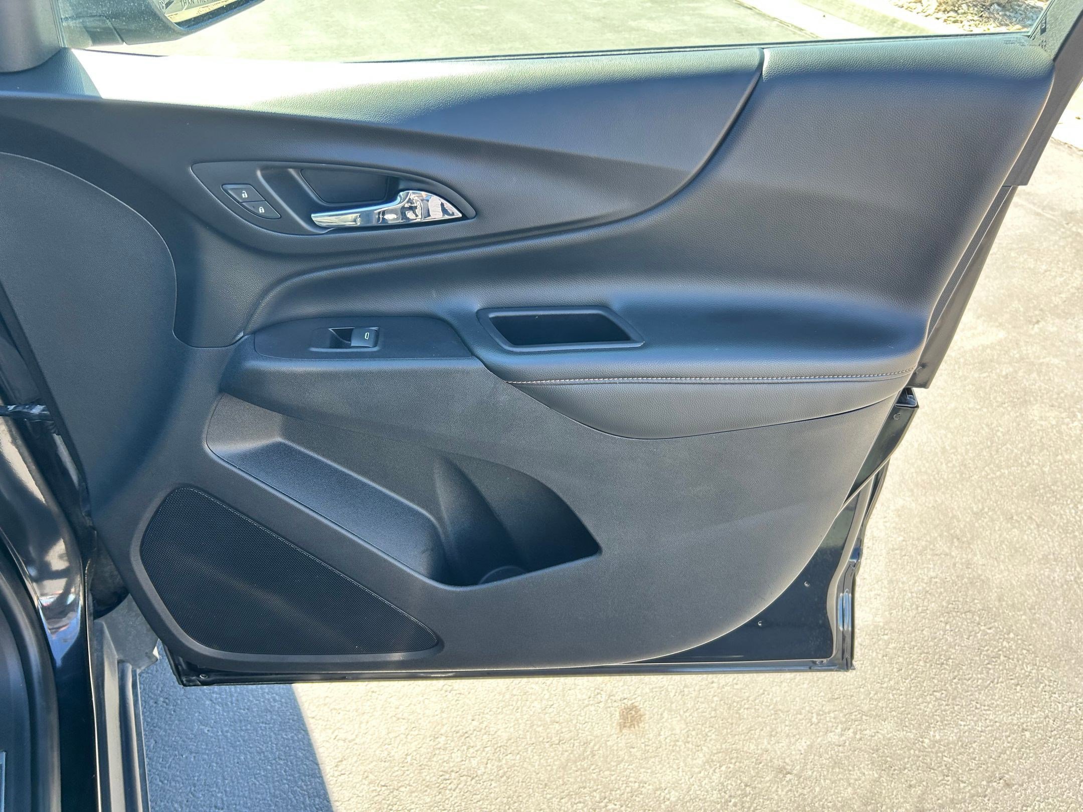 Used 2019 Chevrolet Equinox Premier image 27