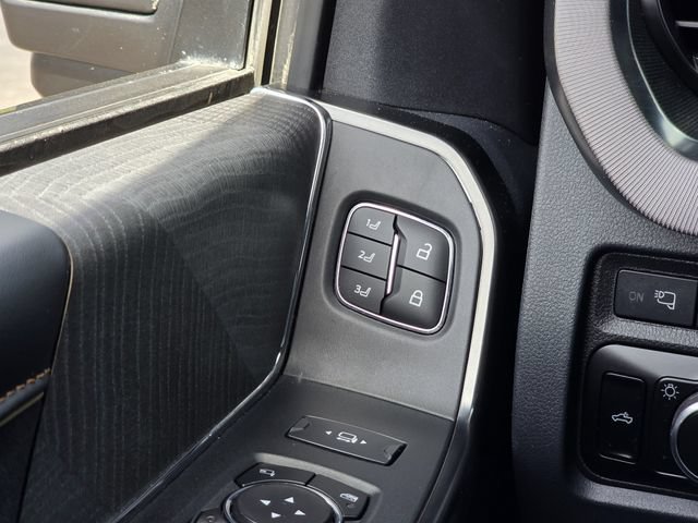 Used 2023 Ford F250 Platinum AWD/4WD image 18