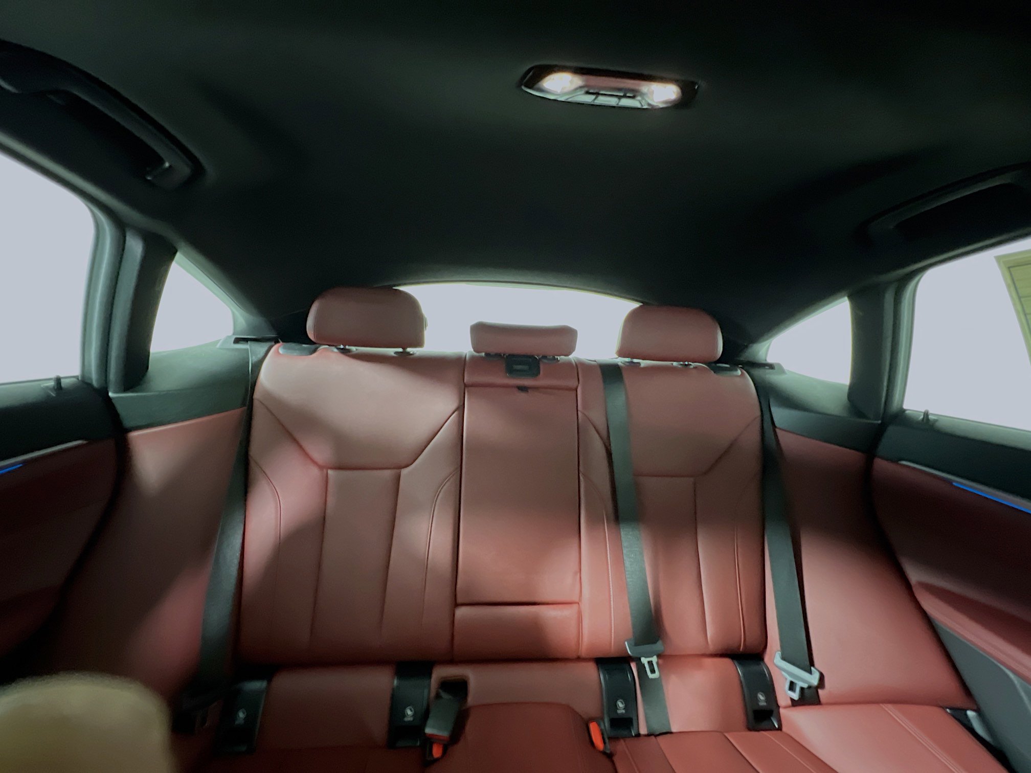 Used 2024 BMW i4 eDrive40 image 33