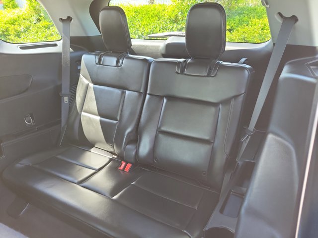 Certified 2022 Ford Explorer XLT w/ Equipment Group 202A RWD image 17