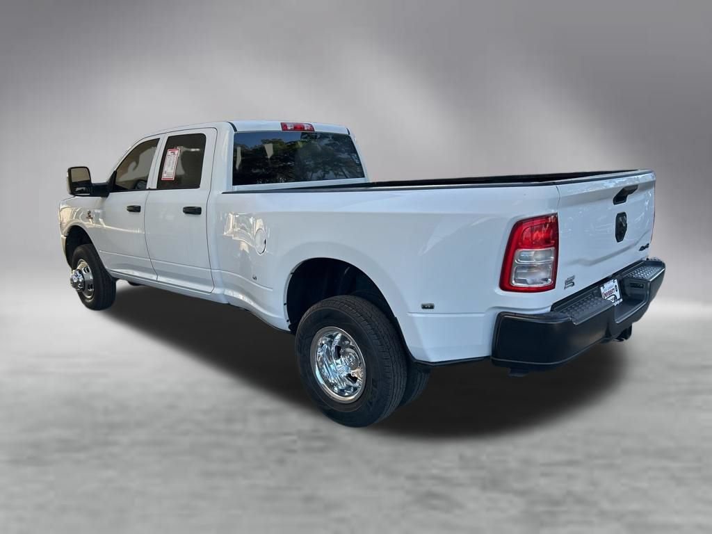Used 2023 RAM 3500 Tradesman AWD/4WD image 4