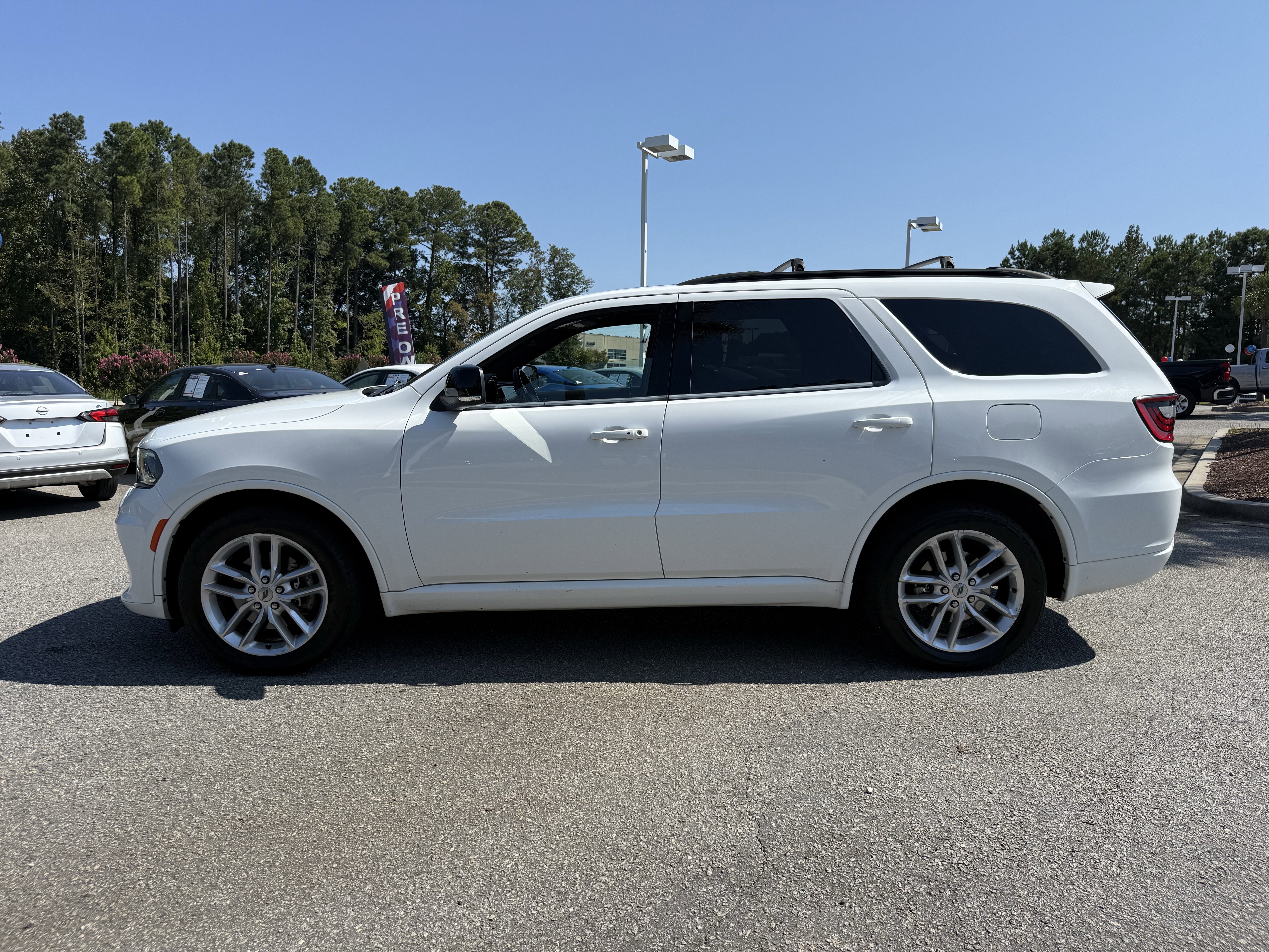 Used 2023 Dodge Durango GT image 4
