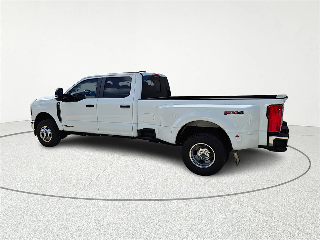 Used 2024 Ford F350 XL image 4