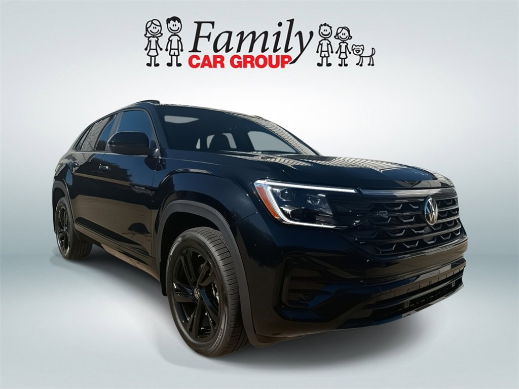 New 2026 Volkswagen Atlas Cross Sport SEL R-Line image 2