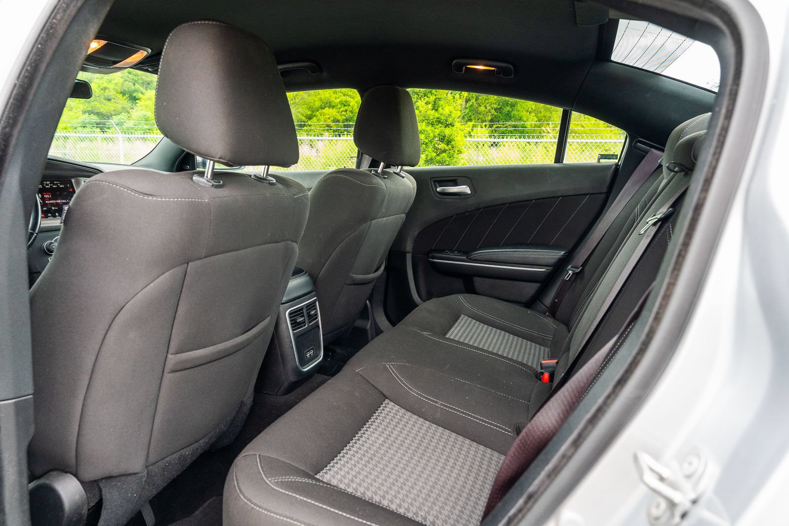 Used 2023 Dodge Charger SXT RWD image 17