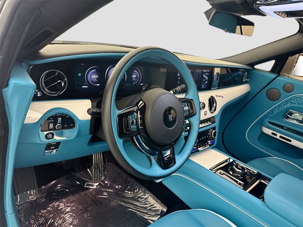Used 2025 Rolls-Royce Spectre image 9