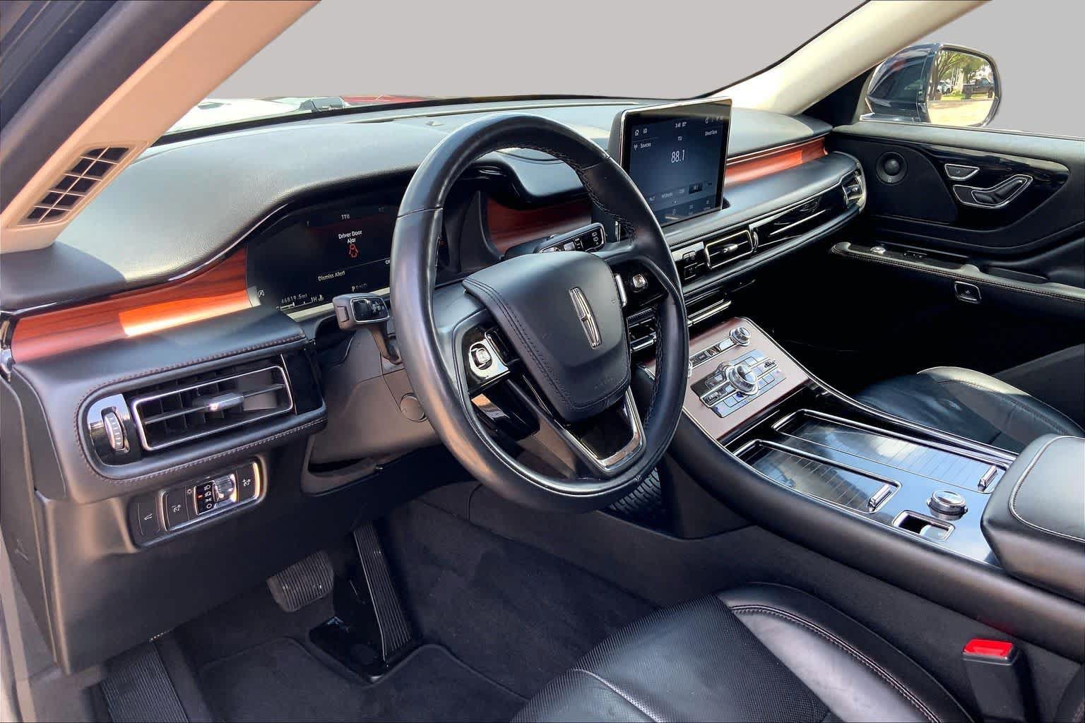Used 2022 Lincoln Aviator Reserve w/ Elements Package Plus RWD image 18