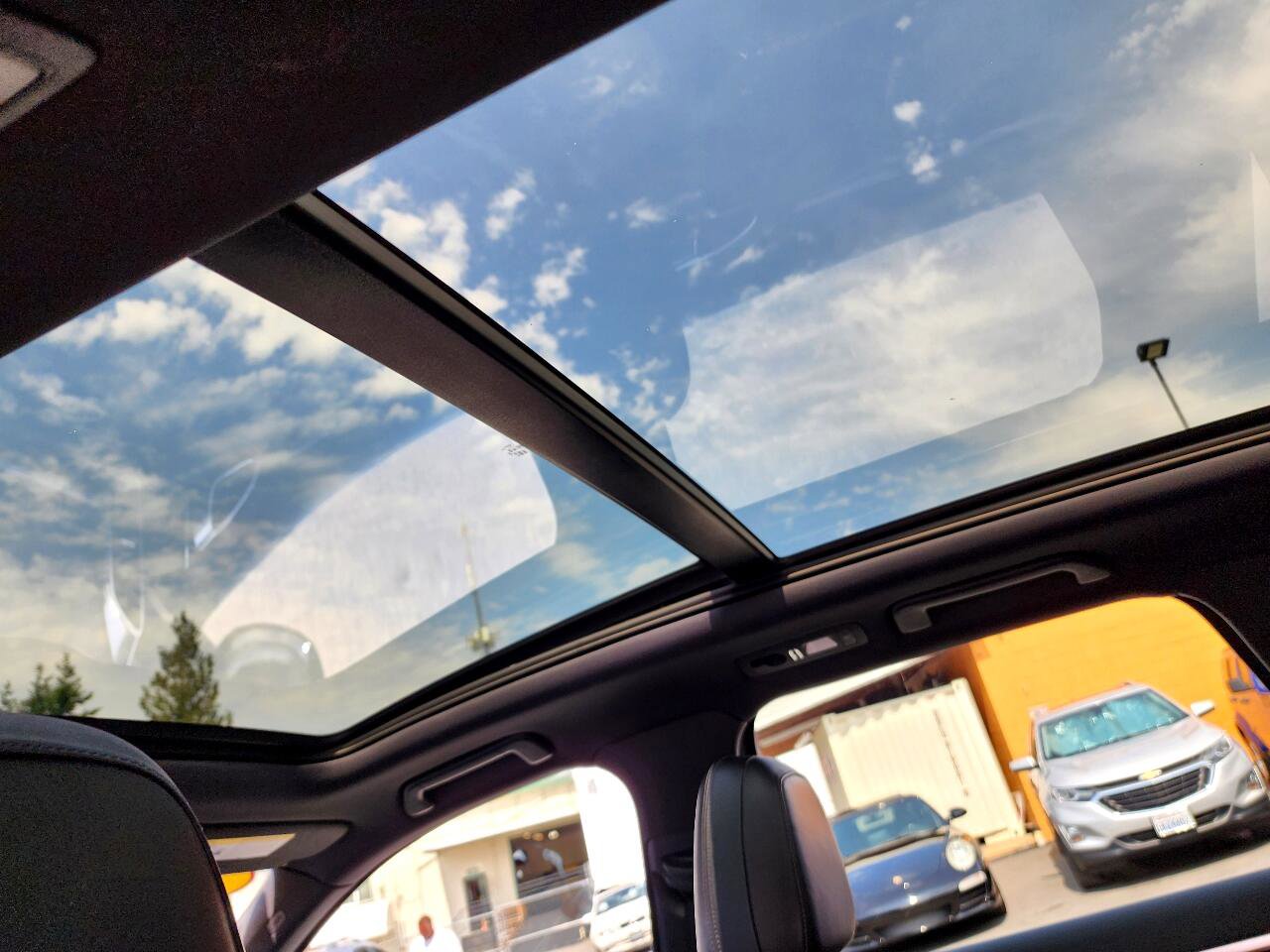 Used 2016 Porsche Cayenne S image 26