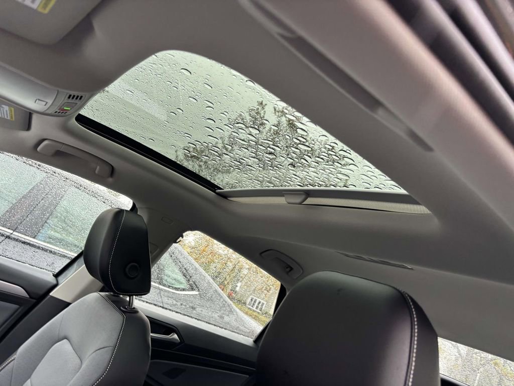 New 2026 Volkswagen Jetta SE image 26