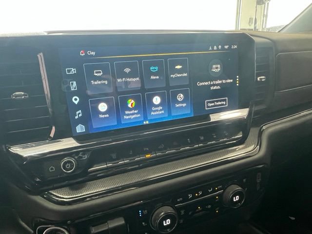 Used 2024 Chevrolet Silverado 2500 ZR2 w/ Technology Package AWD/4WD image 8