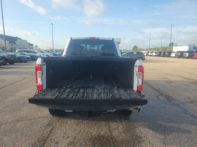 Used 2017 Ford F250 Lariat w/ Chrome Package image 31