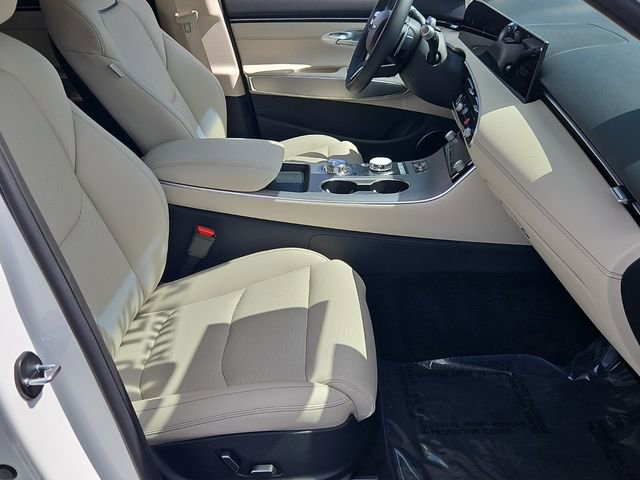 Used 2026 Genesis GV70 2.5T Select image 19