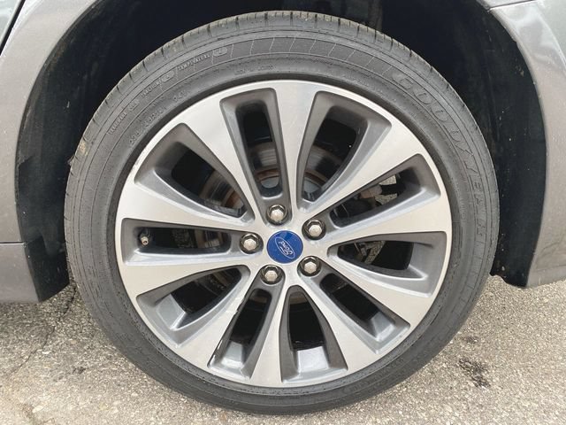 Used 2020 Ford Fusion SE AWD/4WD image 13