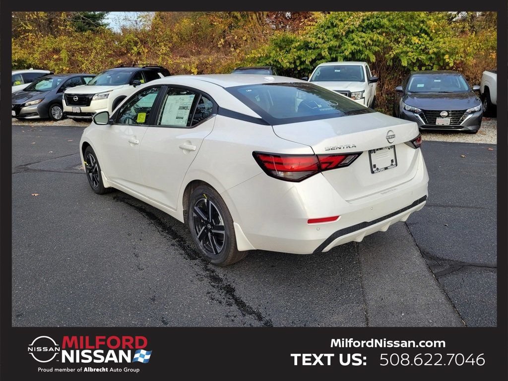 Certified 2025 Nissan Sentra SV w/ Trunk Package FWD image 3