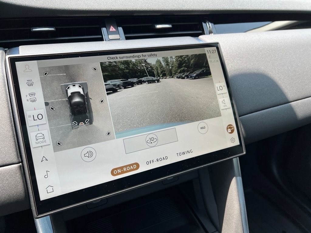New 2025 Land Rover Discovery Sport S image 19
