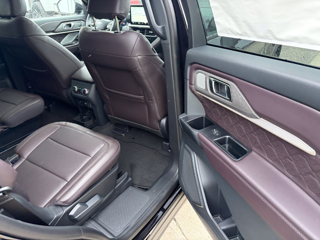 New 2027 Ford Explorer Platinum w/ LUX Leather Package AWD/4WD image 19