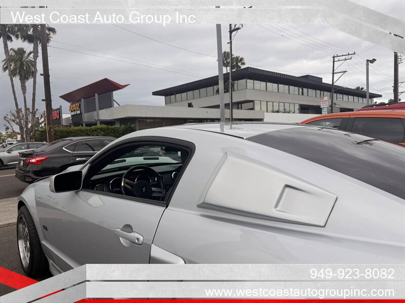 Used 2005 Ford Mustang GT RWD image 27
