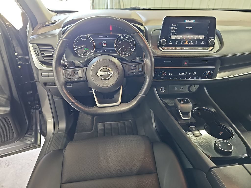 Used 2023 Nissan Rogue SV w/ SV Premium B Package AWD/4WD image 16