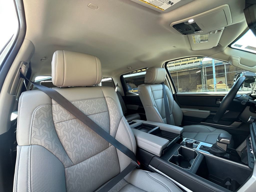 Used 2024 Toyota Tundra Limited image 27