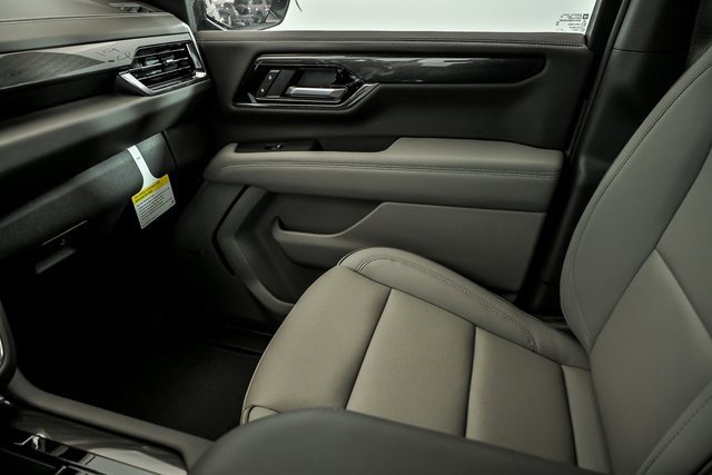 New 2026 GMC Yukon Elevation image 16