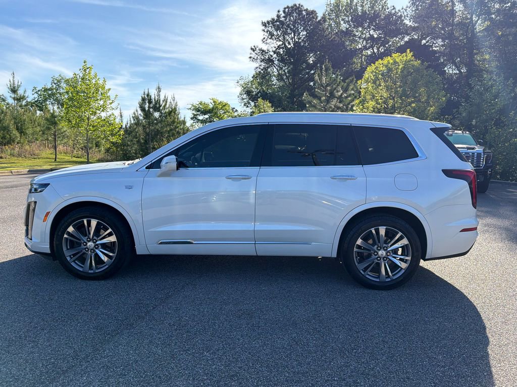 Used 2024 Cadillac XT6 Premium Luxury image 7