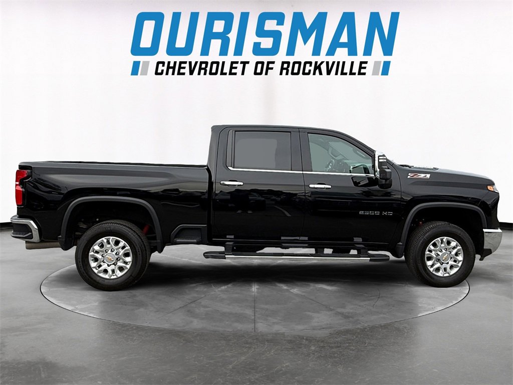 Used 2024 Chevrolet Silverado 2500 LTZ w/ LTZ Plus Package image 7