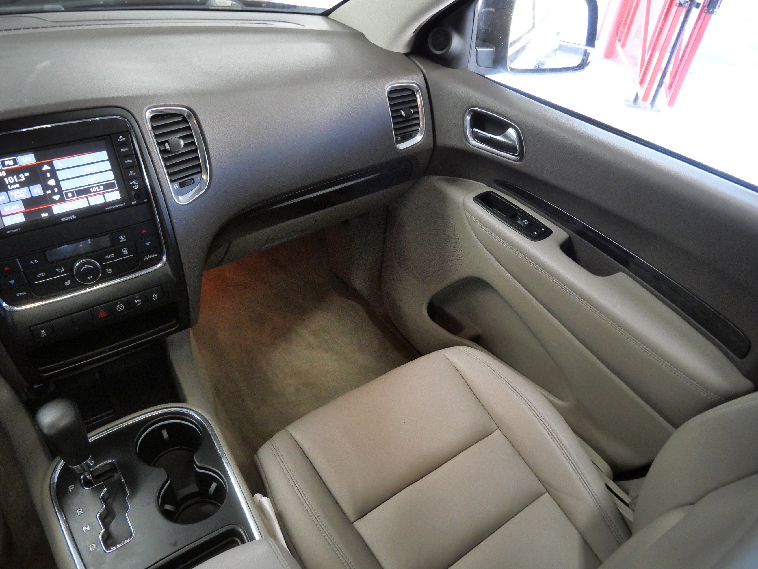 Used 2013 Dodge Durango Crew w/ Crew Convenience Group image 11