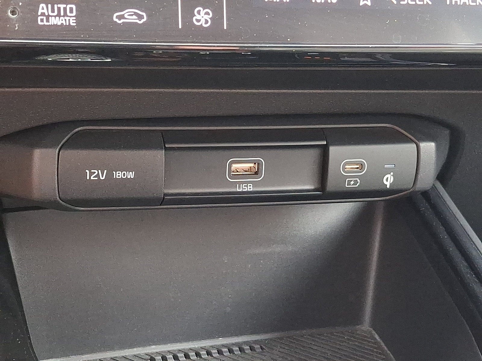 Used 2023 Kia Niro Wind w/ Wind Preserve Package FWD image 25