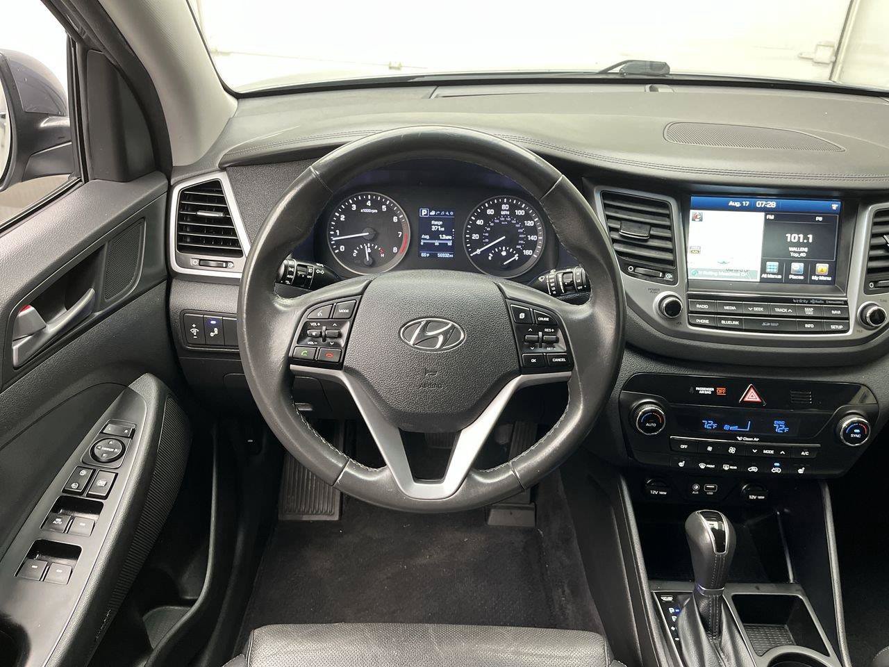 Used 2017 Hyundai Tucson SE Plus AWD/4WD image 14