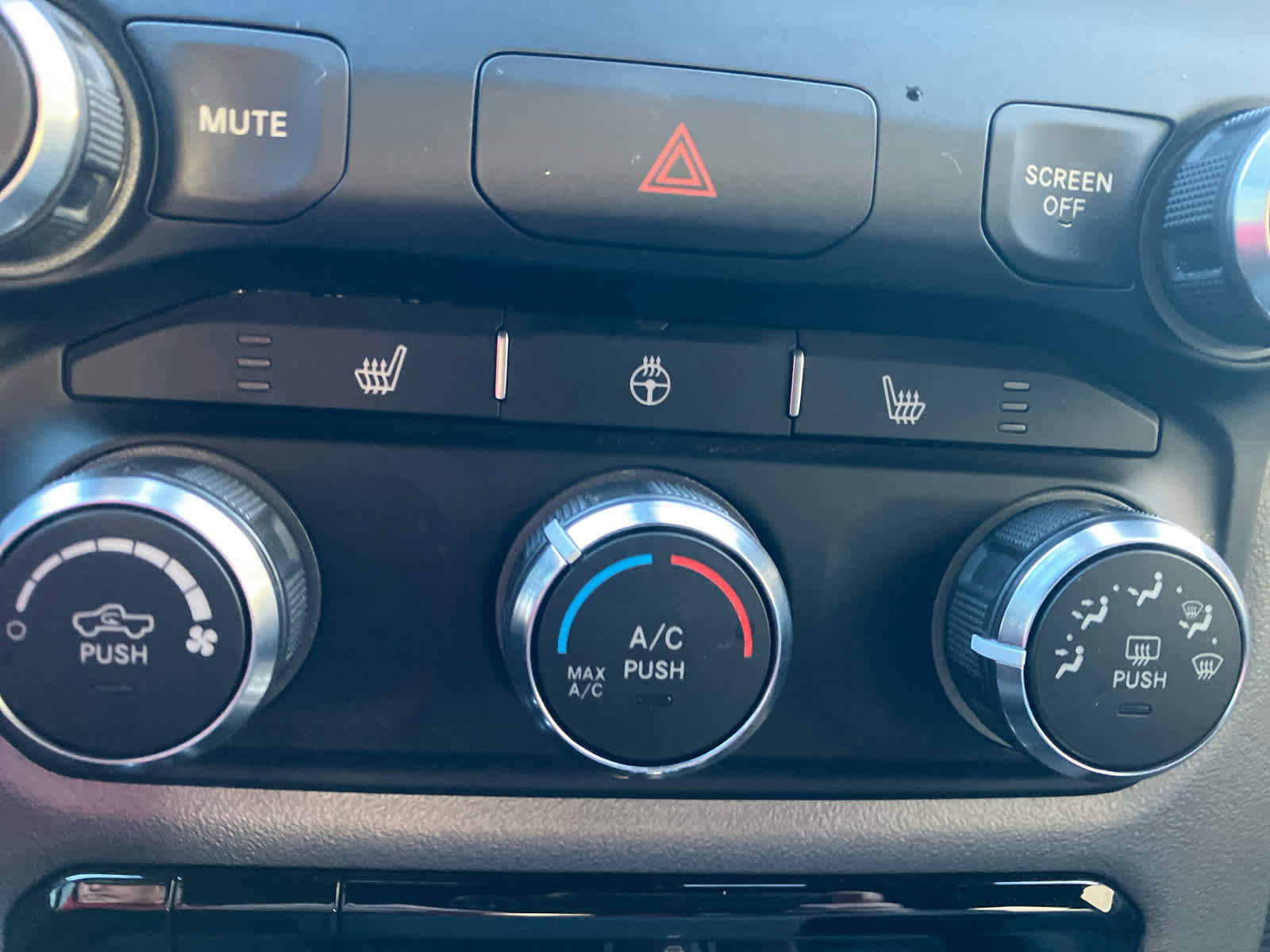 Used 2024 RAM 1500 Big Horn image 28