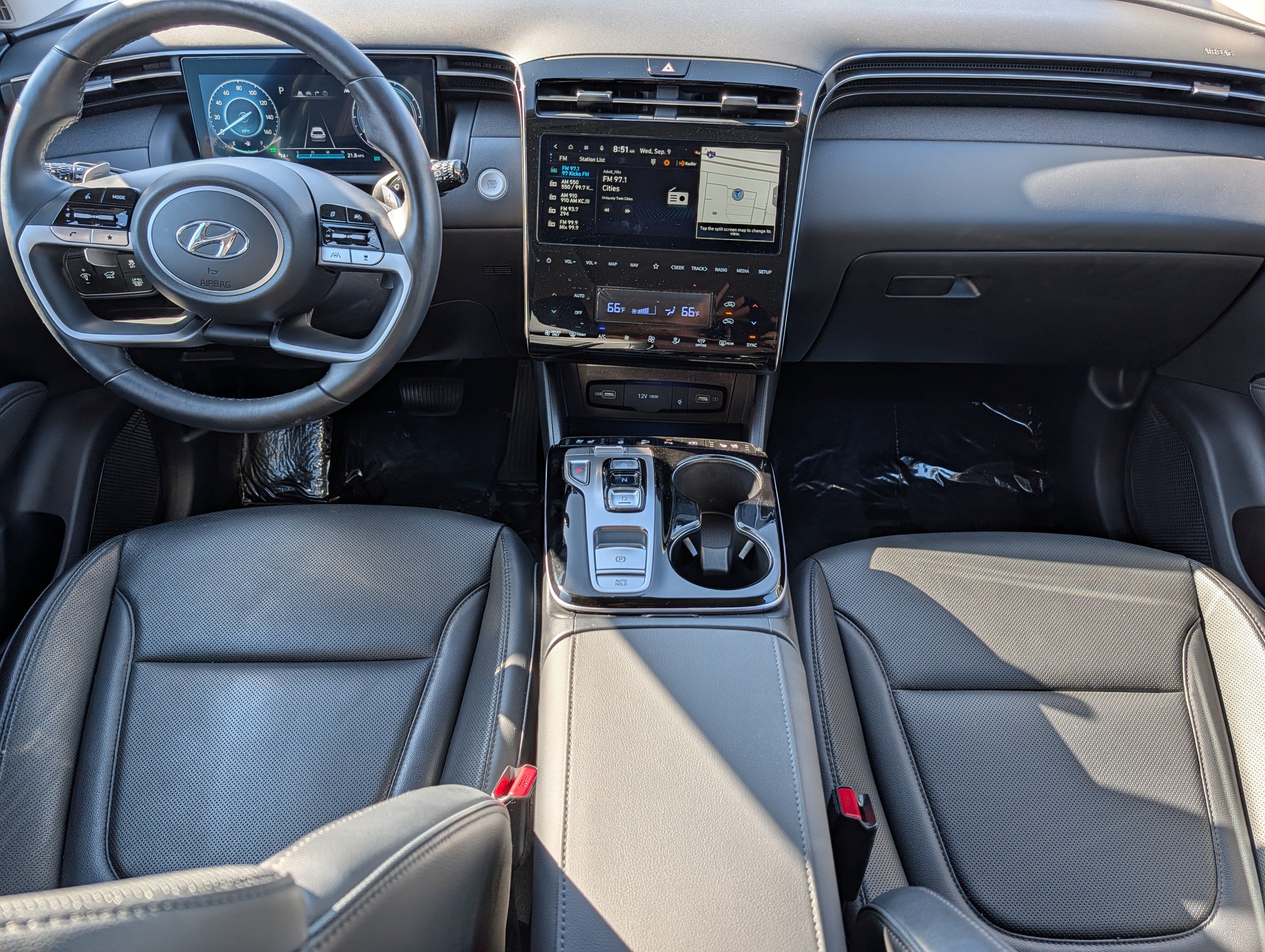 Certified 2024 Hyundai Tucson Limited AWD/4WD image 10