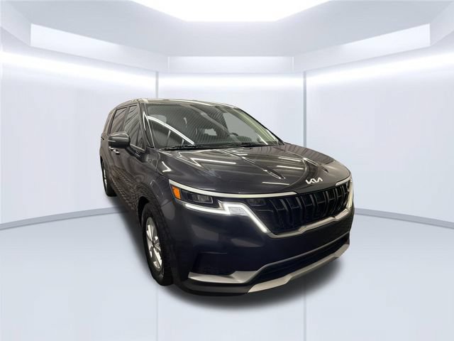 Used 2024 Kia Carnival LX FWD image 3