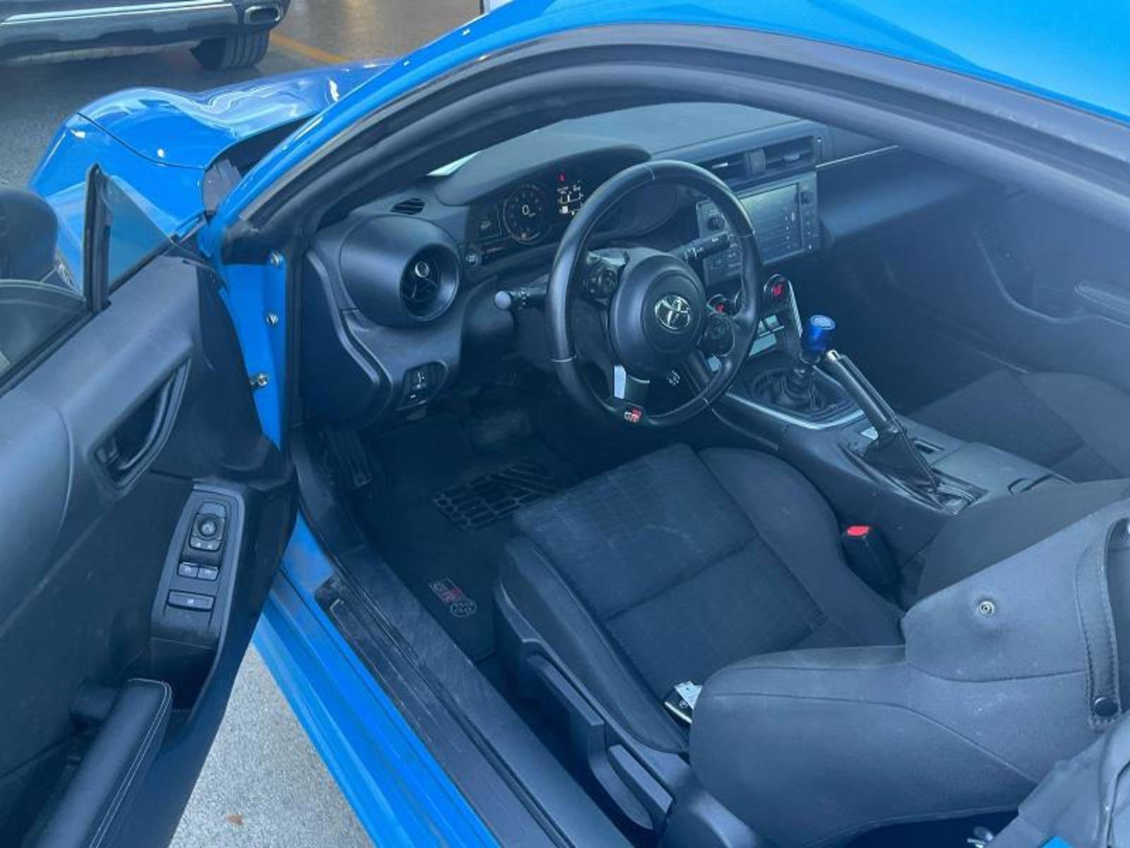Used 2023 Toyota GR86 image 3