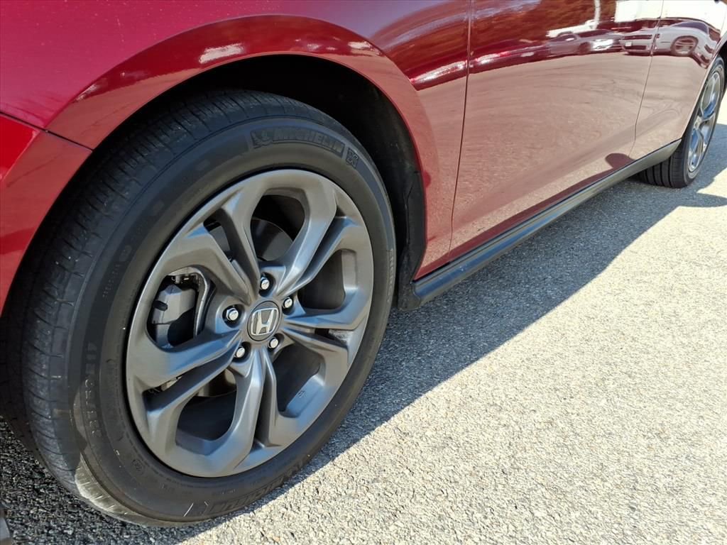 Used 2024 Honda Accord EX image 10