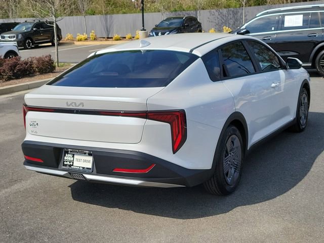 New 2026 Kia K4 LX image 4