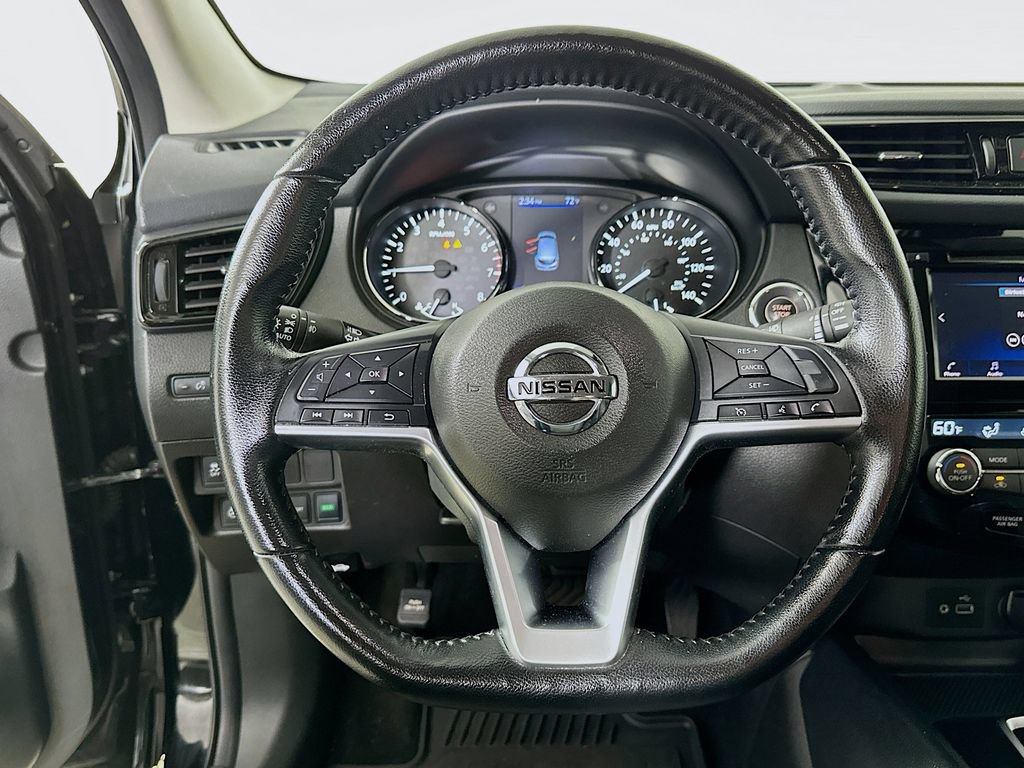 Used 2021 Nissan Rogue Sport SV FWD image 18
