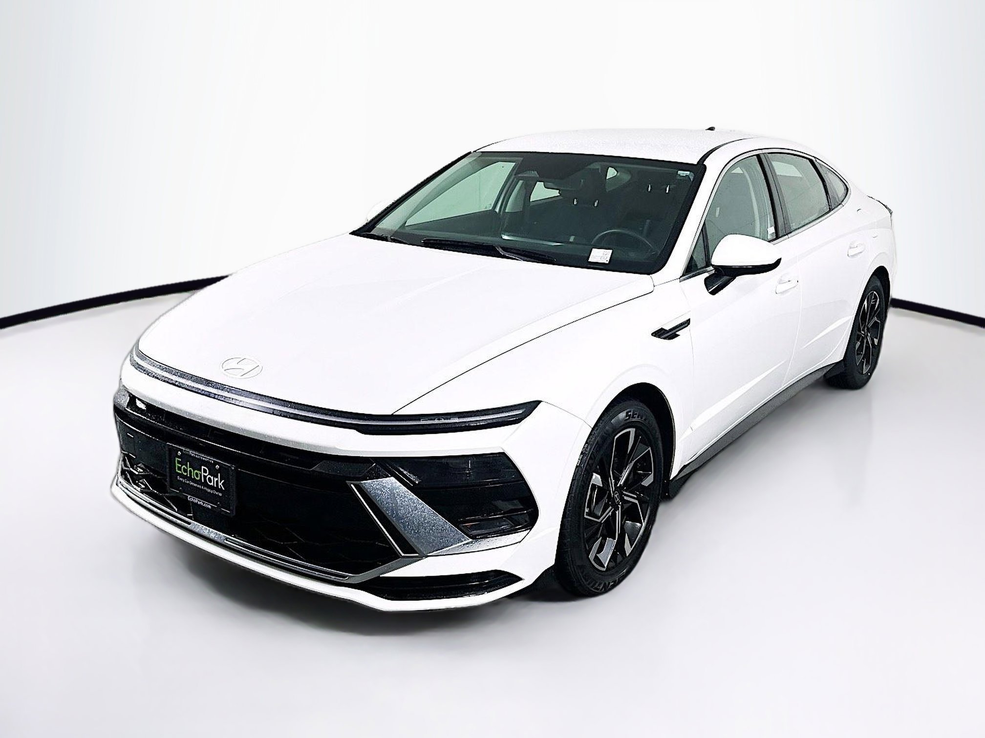 Used 2024 Hyundai Sonata SEL FWD image 3