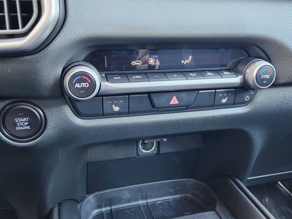 Used 2024 MAZDA CX-50 AWD 2.5 S w/ Premium Package image 9