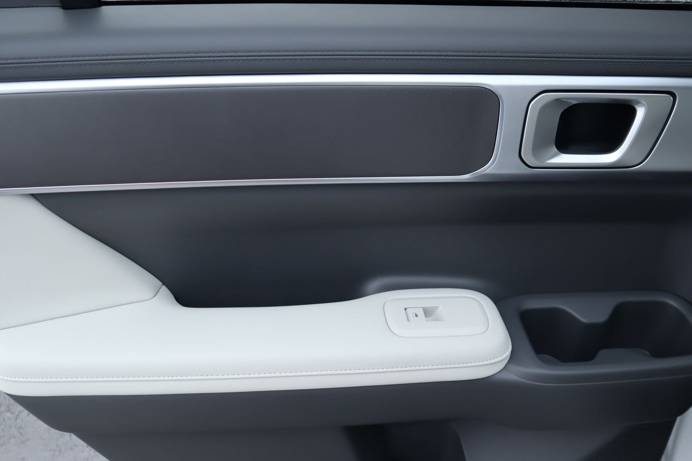New 2027 Hyundai Santa Fe SEL FWD image 22