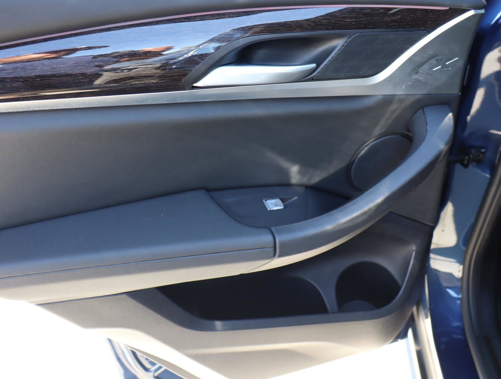 Used 2024 BMW X4 xDrive30i image 11