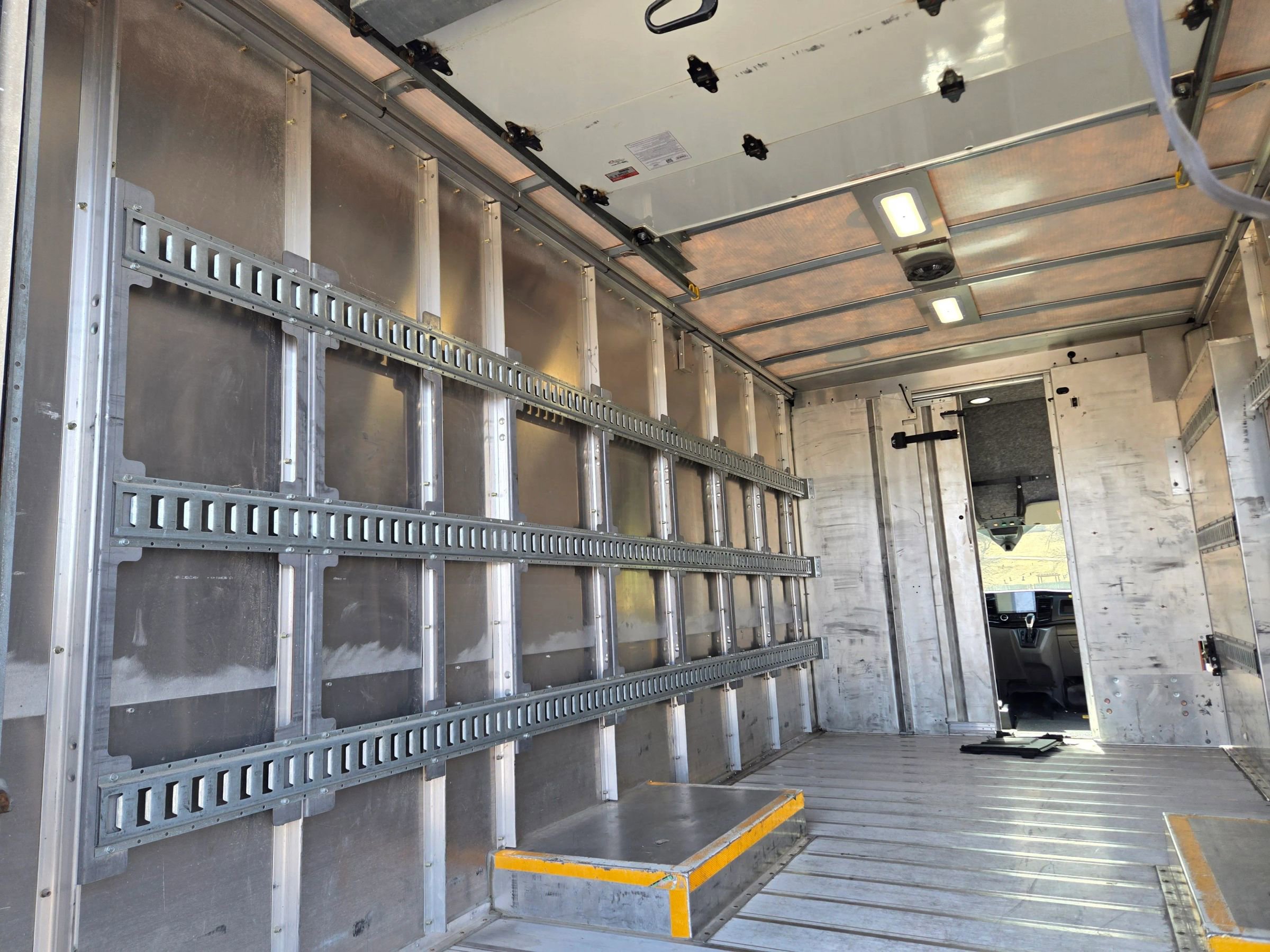 Used 2022 Ford Transit 350 350 HD XL Cutaway Van 2D image 48