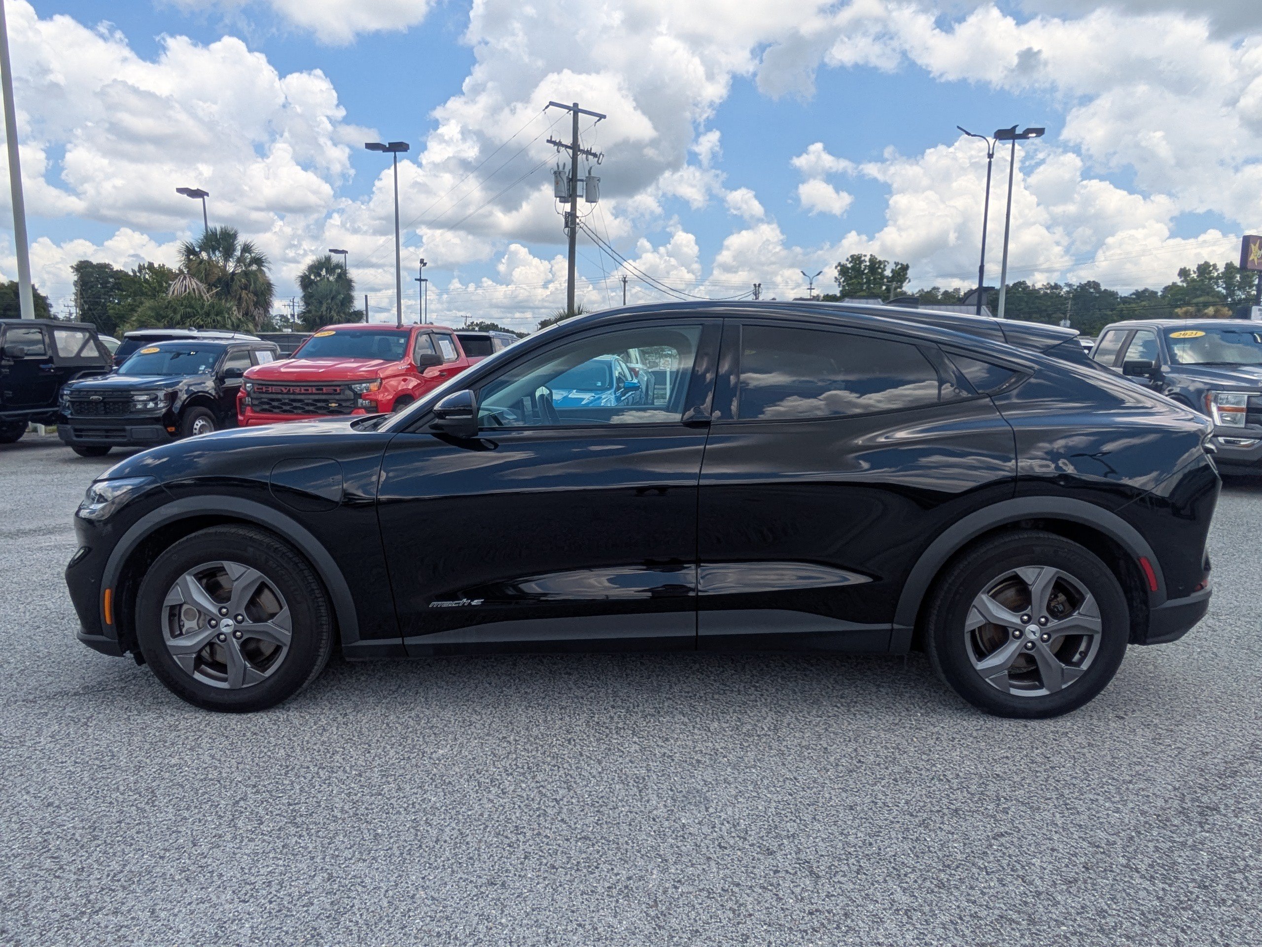 Used 2023 Ford Mustang Mach-E Select RWD image 7