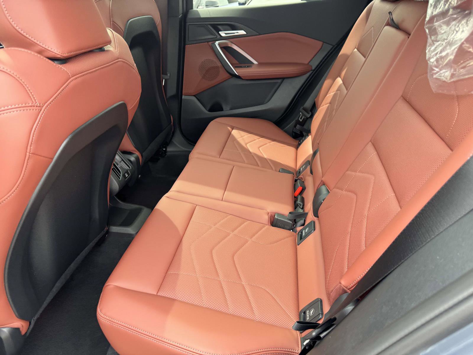 New 2026 BMW X2 xDrive28i w/ M Sport Package AWD/4WD image 11