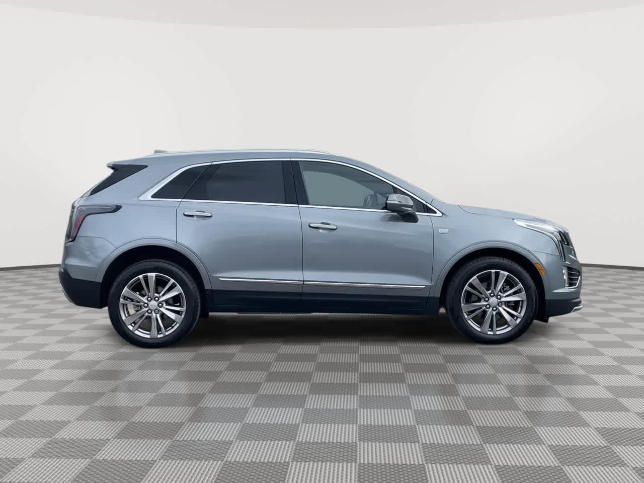 Certified 2024 Cadillac XT5 Premium Luxury AWD/4WD image 9