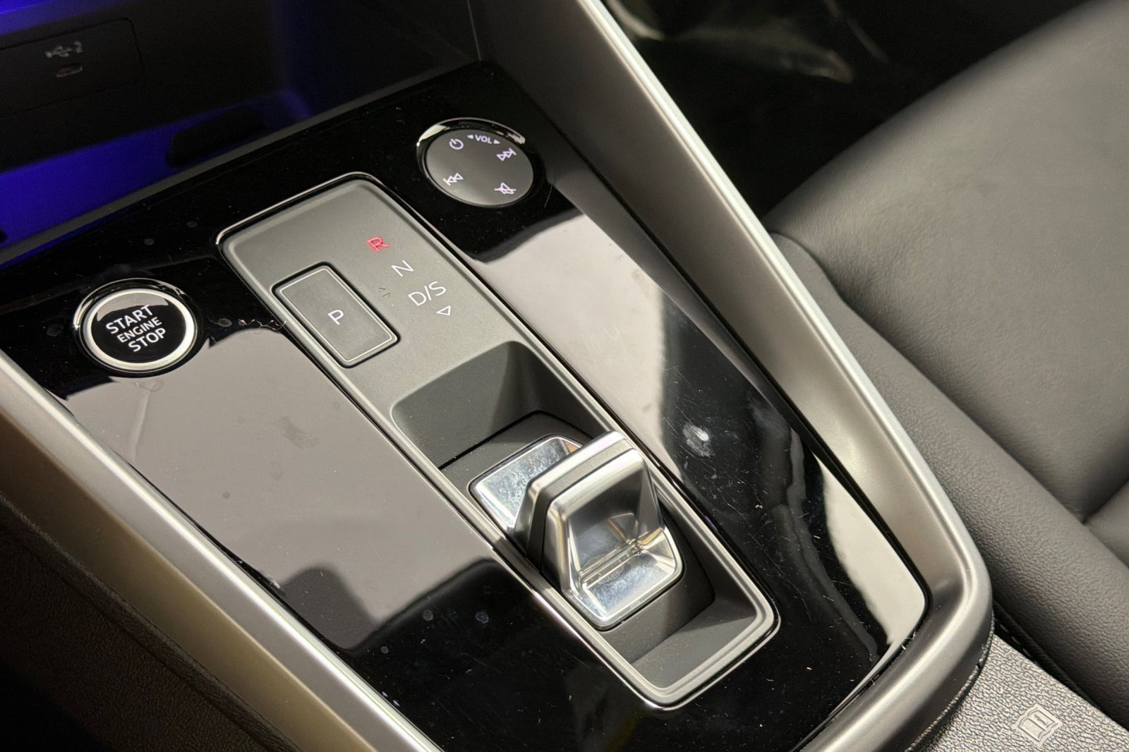 Used 2024 Audi A3 2.0T Premium Plus w/ Premium Plus Package image 19